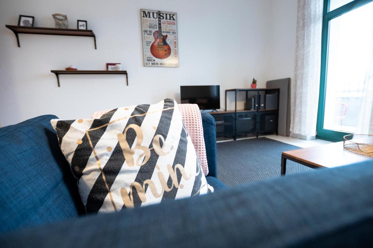 Ferienwohnung Brühl, ruhige Seitenstrasse und super gemütlich Chemnitz Exterior foto