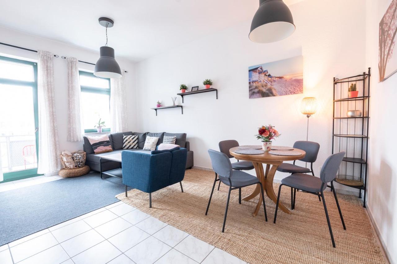Ferienwohnung Brühl, ruhige Seitenstrasse und super gemütlich Chemnitz Exterior foto